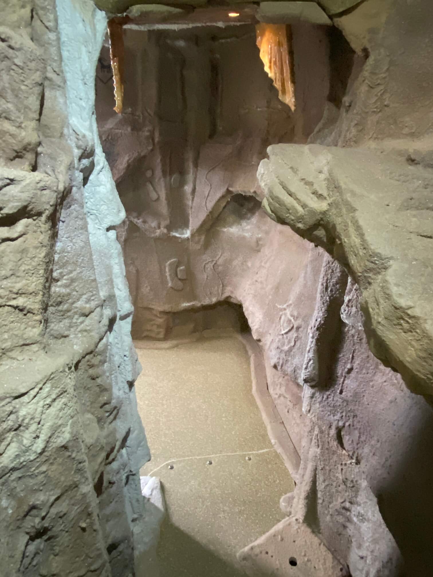 The cave includes larger areas for visitors to stand. Some of these areas are also wheelchair accessible.