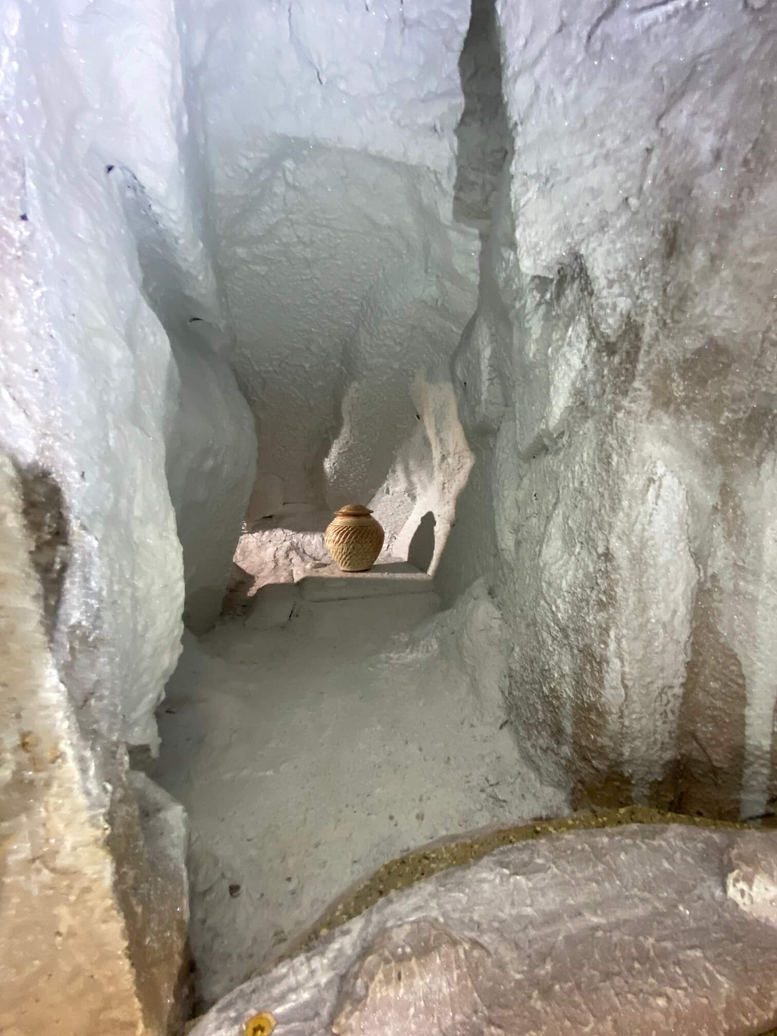 Replica ancient pottery includes proximity sensing and recorded audio to educate visitors about conservation of artifacts.